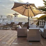 Nyaraló Modern Panoramic With Pool & Terrace