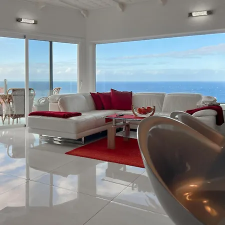 度假居 Modern Panoramic With Pool & Terrace 拉克鲁斯