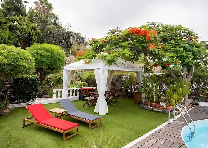 Modern Panoramic With Pool & Terrace 別荘 *