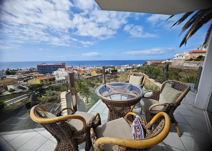 Modern Panoramic With Pool & Terrace