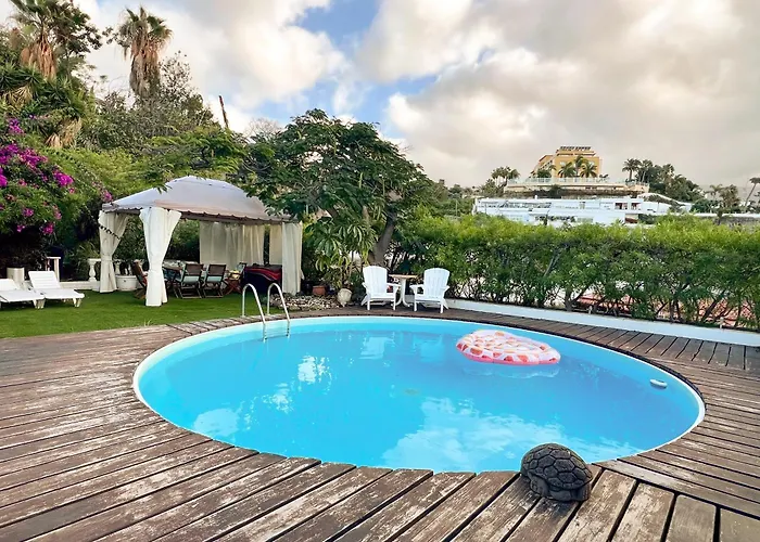 Modern Panoramic With Pool & Terrace